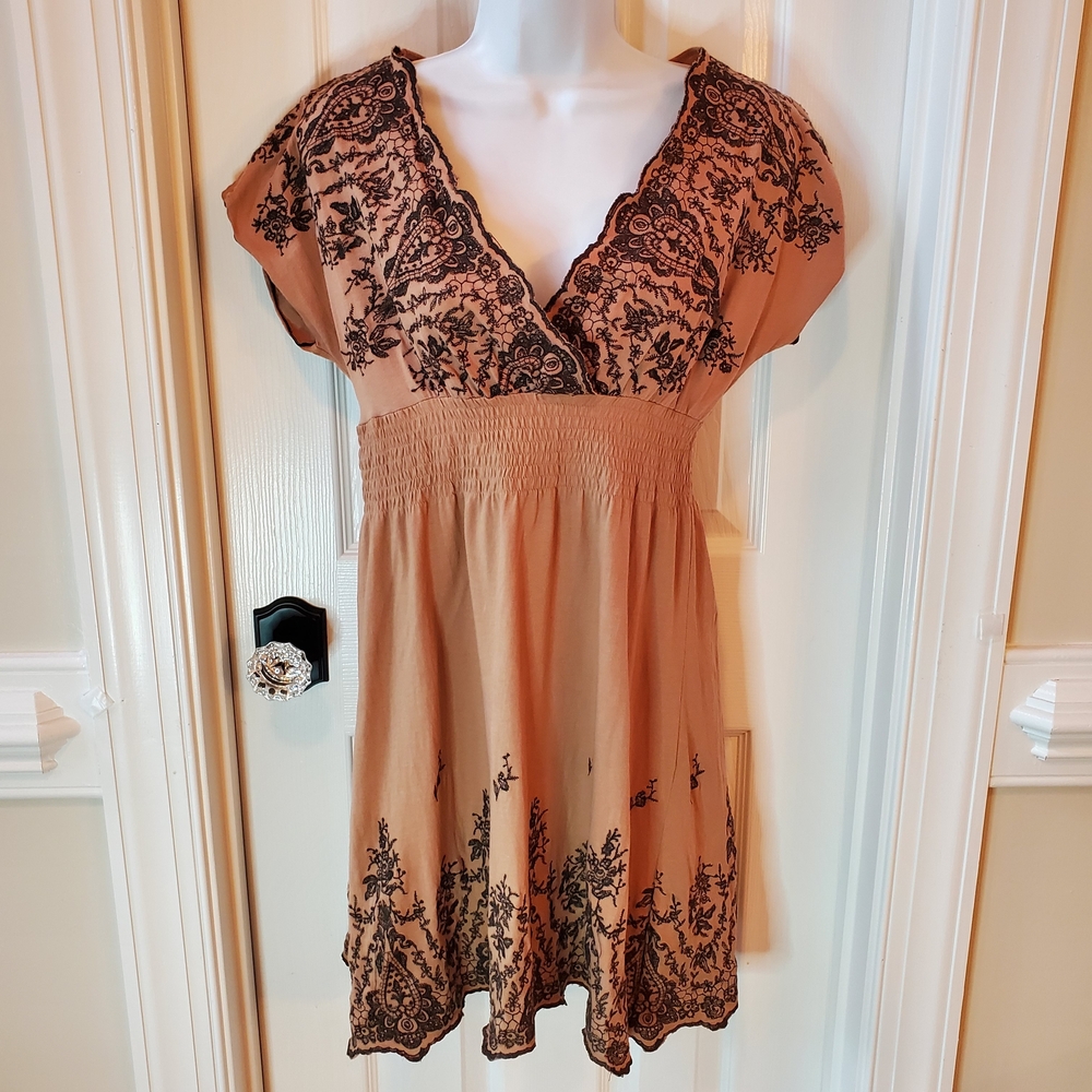 BCBG - Max-Azria - Tan and Black - Floral Embroidered - Mini Dress